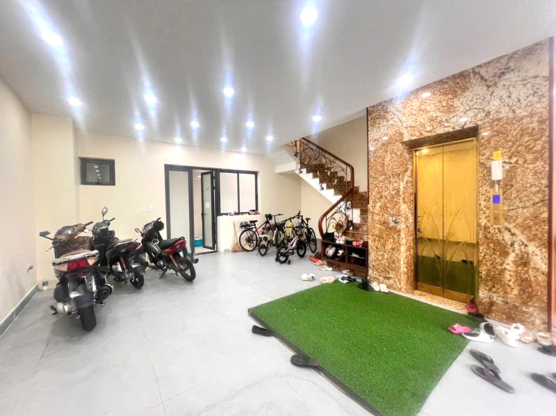 [SIÊU VIP] Mặt Tiền Kinh Doanh Đỉnh Nhất Vạn Phúc, Góc 2 MT, Thang Máy, Điện Mặt Trời - Giá 36 Tỷ - Ảnh 1